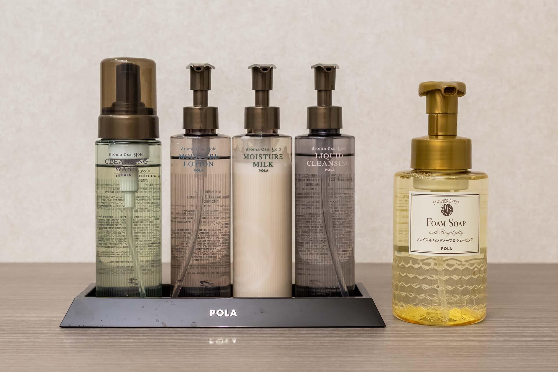 Cleansing Foam, Toner / Facial Lotion, Moisturizer, Liquid Cleanser